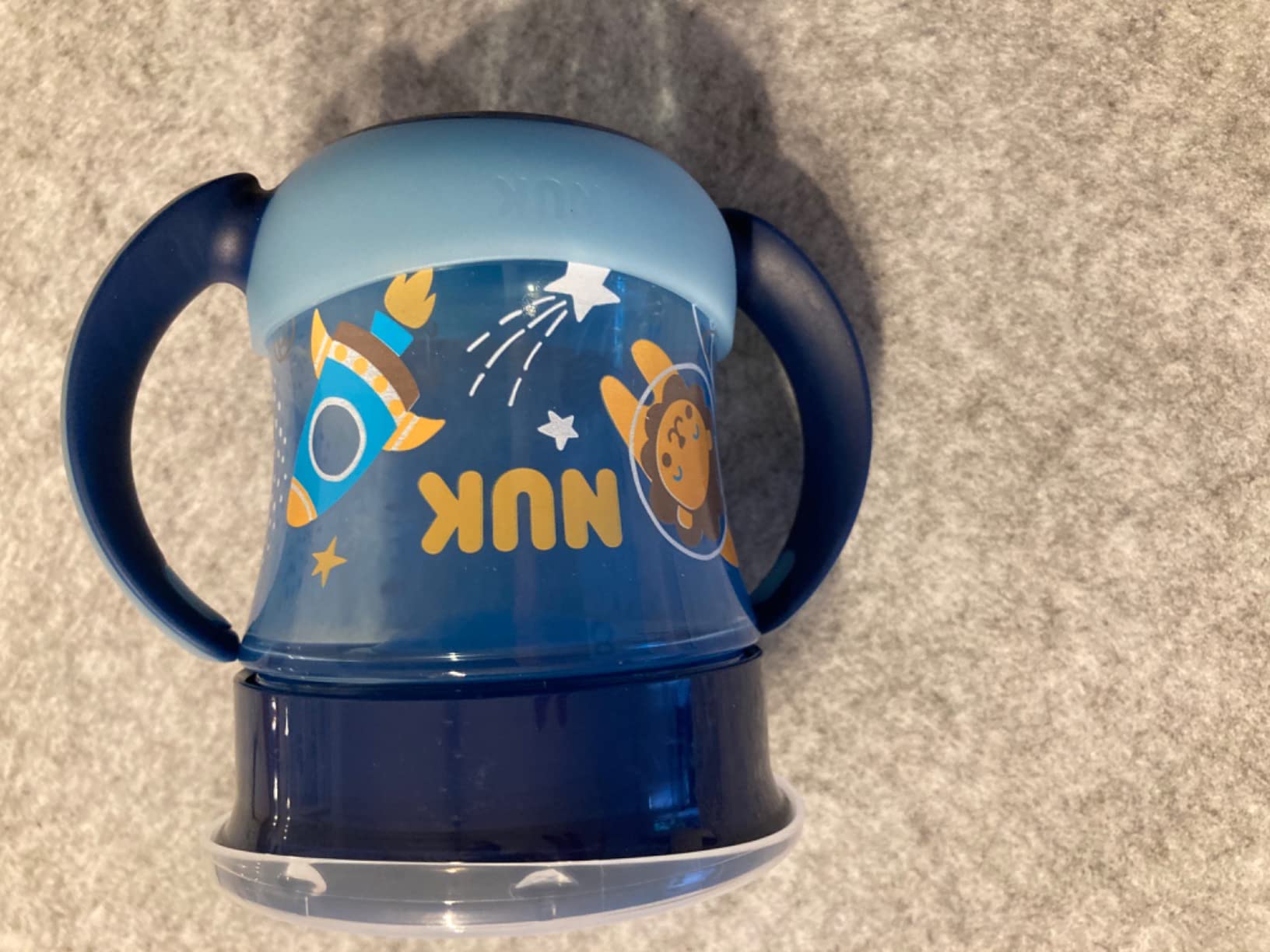Schöne Becher