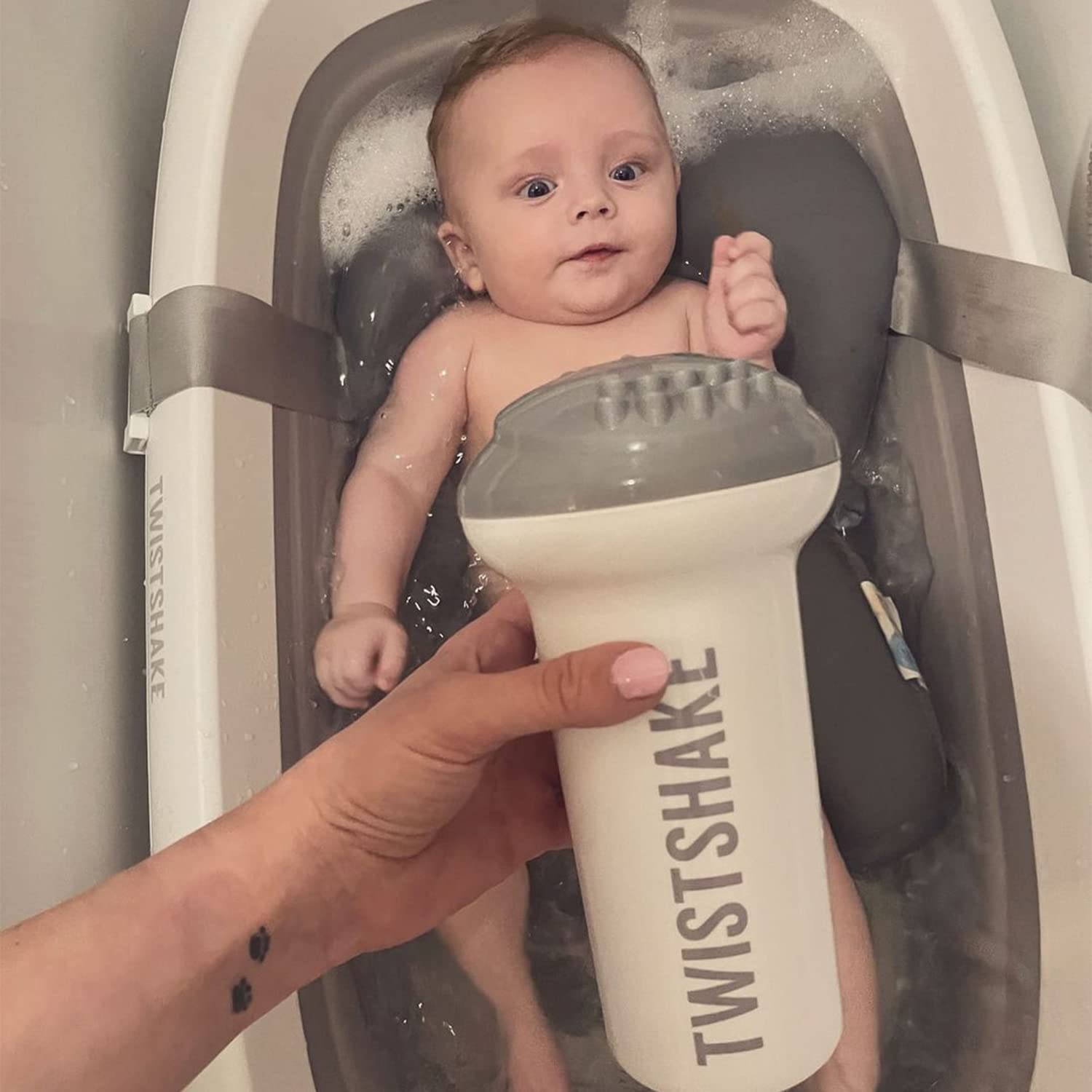twistshake-baby-sp-lbecher-badebecher-babyhaarwaschbecher-kinder-shampoo-rinser- image 3