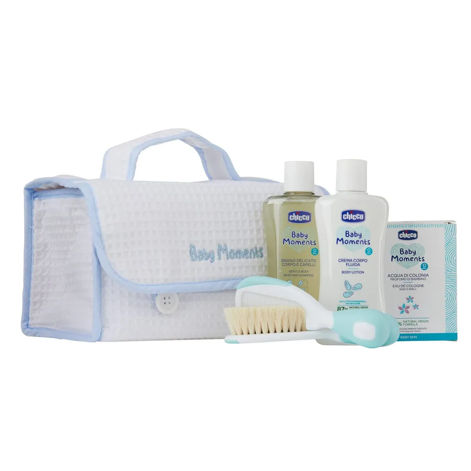 chicco-baby-moments-set-mit-k-lnisch-wasser-bad-creme-b-rste-und-kamm image 1